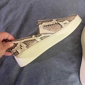 Vince Saxon Snakeskin shoes